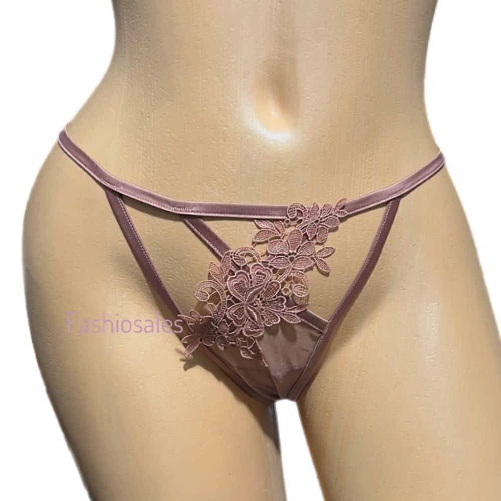 Victorias Secret Very Sexy Floral Appliqué Sheer Mesh V String Panty mauve